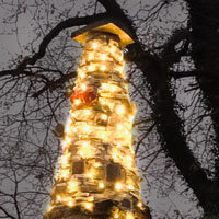 Bewohnerprojekt Sonnenfinger mit weihnachtlicher Belechtung
